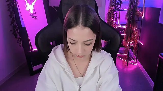 Snapshot of PamBeesly chatting on 29, 9, 2025 PamBeesly online show from 29, 9, 2025