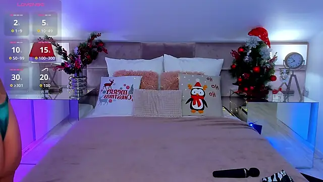 Snapshot of SusanBlair chatting on 18, 12, 2025 SusanBlair online show from 18, 12, 2025