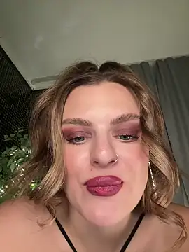 Snapshot of Mary_lost chatting on 28, 11, 2025 Mary lost online show from 28, 11, 2025