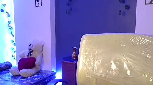 Shanaya1 online show from 17, 2, 2025