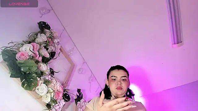 Zoe Cheshire online show from 10, 2, 2025