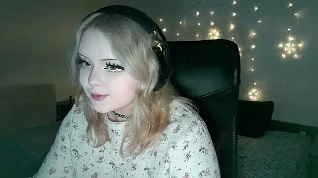 Electro doll online show from 13, 2, 2025