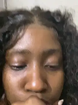 Spicey-CheekssX online show from 28, 1, 2025