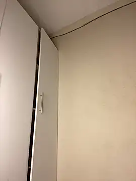 Spicey-CheekssX online show from 9, 10, 2025