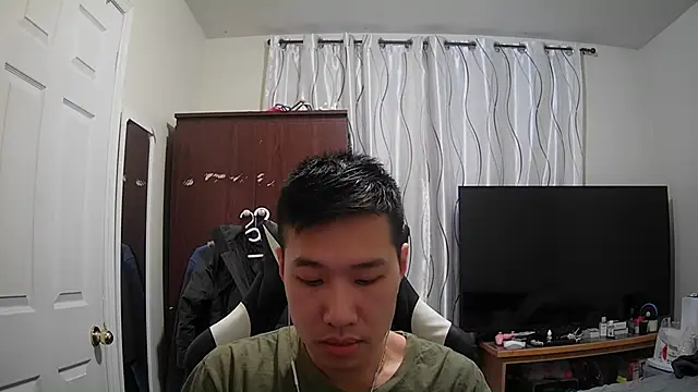 Snapshot of d32500ui chatting on 28, 1, 2025 d32500ui online show from 28, 1, 2025
