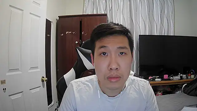 Snapshot of d32500ui chatting on 24, 2, 2025 d32500ui online show from 24, 2, 2025