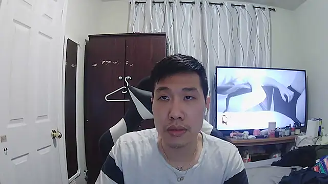 Snapshot of d32500ui chatting on 17, 3, 2025 d32500ui online show from 17, 3, 2025