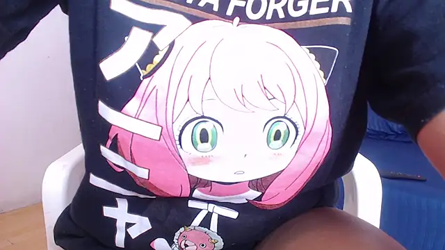 Snapshot of tinyy_whore18 chatting on 19, 11, 2025 tinyy whore18 online show from 19, 11, 2025