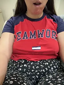 Snapshot of haskadin chatting on 12, 10, 2025 haskadin online show from 12, 10, 2025