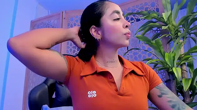 Snapshot of sophierooy22 chatting on 28, 1, 2025 sophierooy22 online show from 28, 1, 2025