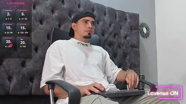 Snapshot of RYAN_PATERSON chatting on 6, 3, 2025 RYAN PATERSON online show from 6, 3, 2025