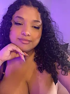 Snapshot of lexycast chatting on 6, 3, 2025 lexycast online show from 6, 3, 2025