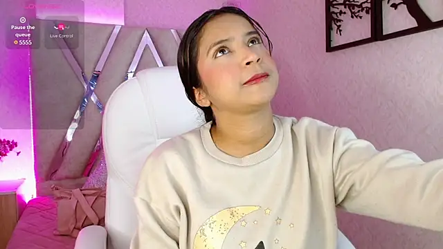 Snapshot of Sophia_waalker__1 chatting on 24, 1, 2025 Sophia waalker 1 online show from 24, 1, 2025