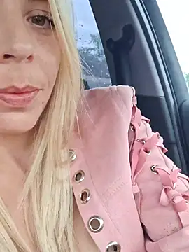 SweetyNinaOff1 online show from 2, 5, 2026