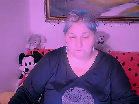 Snapshot of mayamayx chatting on 24, 11, 2025 mayamayx online show from 24, 11, 2025