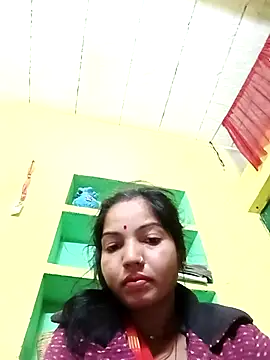 Snapshot of Bhuvi_Bedi chatting on 1, 2, 2025 Bhuvi Bedi online show from 1, 2, 2025