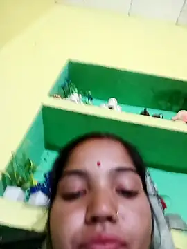 Snapshot of Bhuvi_Bedi chatting on 4, 2, 2025 Bhuvi Bedi online show from 4, 2, 2025