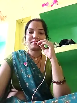 Snapshot of Bhuvi_Bedi chatting on 26, 2, 2025 Bhuvi Bedi online show from 26, 2, 2025