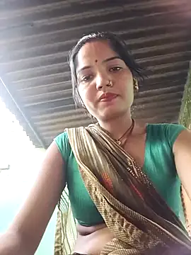 Snapshot of Bhuvi_Bedi chatting on 11, 3, 2025 Bhuvi Bedi online show from 11, 3, 2025