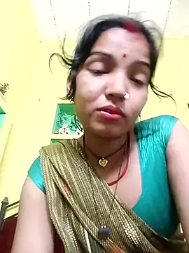 Snapshot of Bhuvi_Bedi chatting on 12, 3, 2025 Bhuvi Bedi online show from 12, 3, 2025