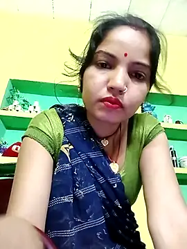 Snapshot of Bhuvi_Bedi chatting on 12, 3, 2025 Bhuvi Bedi online show from 12, 3, 2025