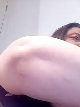 Snapshot of HotHornyEmmaX chatting on 10, 2, 2025 HotHornyEmmaX online show from 10, 2, 2025