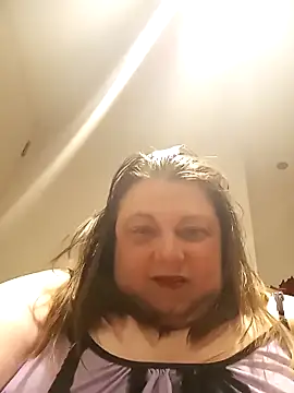 HotHornyEmmaX online show from 8, 4, 2026