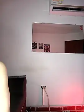 Snapshot of Lili_Bykers chatting on 5, 2, 2025 Lili Bykers online show from 5, 2, 2025