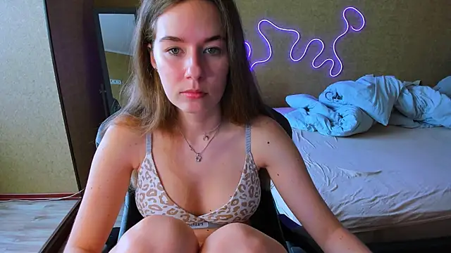 EmilyPaw online show from 13, 5, 2026