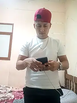 LuisMex1998 online show from 24, 11, 2025