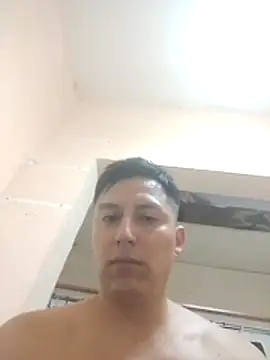 LuisMex1998 online show from 26, 2, 2026