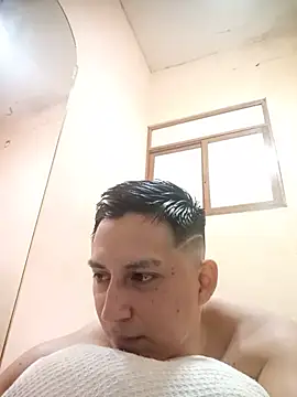 LuisMex1998 online show from 28, 7, 2026