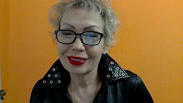 NessyJenixs online show from 7, 2, 2025