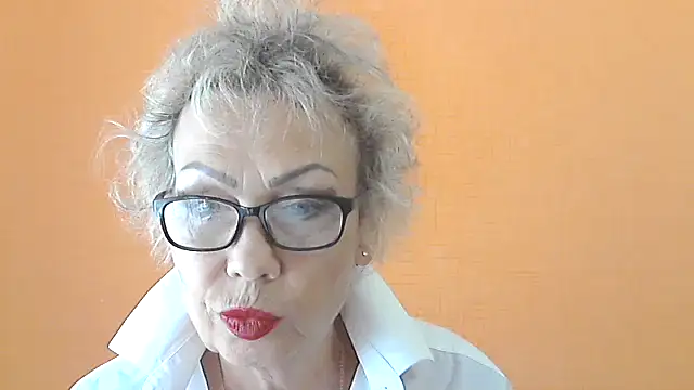 NessyJenixs online show from 14, 9, 2025