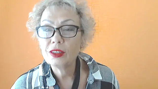 NessyJenixs online show from 24, 9, 2025