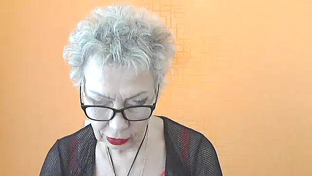 Snapshot of NessyJenixs chatting on 2, 11, 2025 NessyJenixs online show from 2, 11, 2025