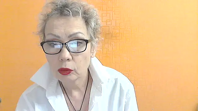 Snapshot of NessyJenixs chatting on 20, 12, 2025 NessyJenixs online show from 20, 12, 2025