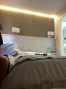 Snapshot of Lobna-alami chatting on 9, 4, 2026 Lobna-alami online show from 9, 4, 2026