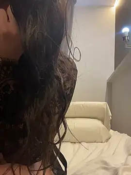 Snapshot of Lobna-alami chatting on 10, 4, 2026 Lobna-alami online show from 10, 4, 2026