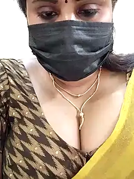 Queenflowerr online show from 29, 1, 2025