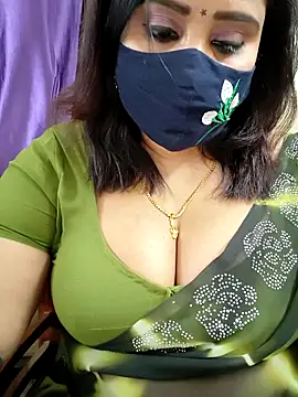 Queenflowerr online show from 13, 3, 2026