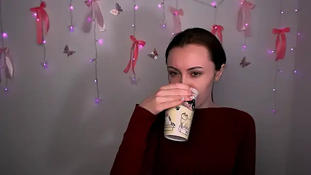 Nikonara Love online show from 17, 2, 2026