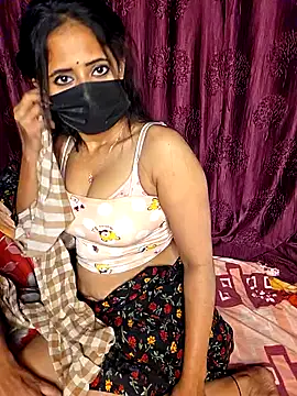 Snapshot of Hot_honey77 chatting on 11, 3, 2025 Hot honey77 online show from 11, 3, 2025