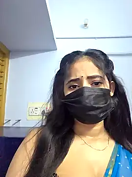 Snapshot of Hot_honey77 chatting on 16, 10, 2025 Hot honey77 online show from 16, 10, 2025