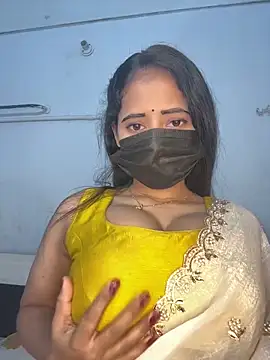 Snapshot of Hot_honey77 chatting on 18, 10, 2025 Hot honey77 online show from 18, 10, 2025