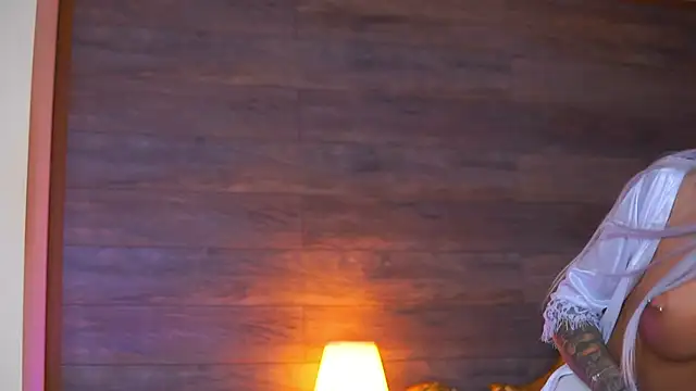 Juicy Jessye online show from 9, 5, 2026