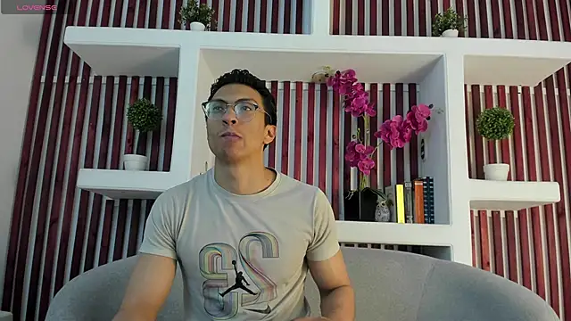 Snapshot of ApoloCruz chatting on 16, 5, 2026 ApoloCruz online show from 16, 5, 2026