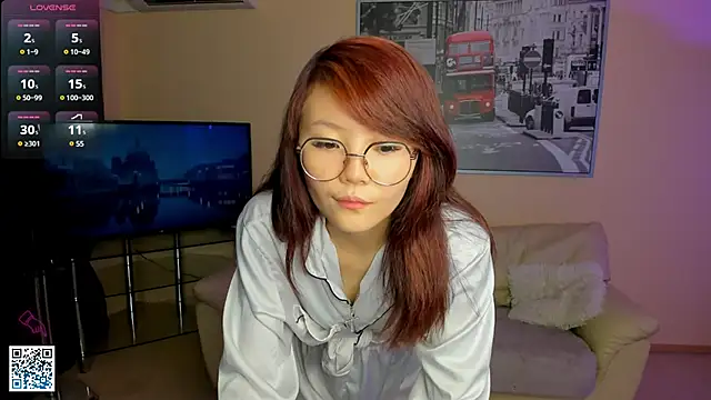 Snapshot of SilverAmos chatting on 7, 2, 2025 SilverAmos online show from 7, 2, 2025