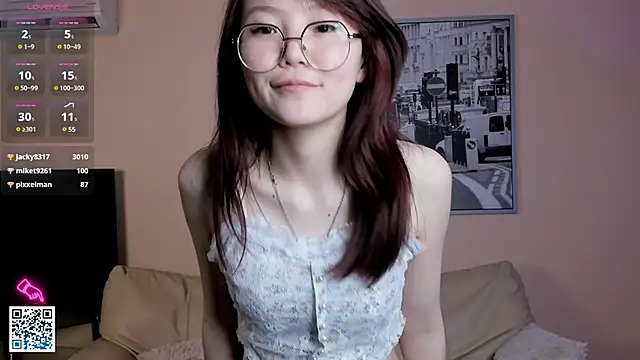 Snapshot of SilverAmos chatting on 9, 2, 2025 SilverAmos online show from 9, 2, 2025