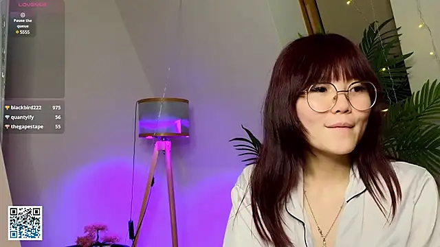 Snapshot of SilverAmos chatting on 21, 2, 2025 SilverAmos online show from 21, 2, 2025